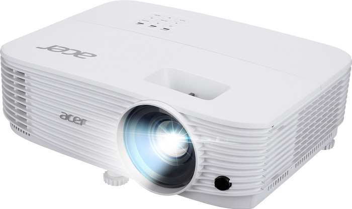 Acer H6542 vorne
