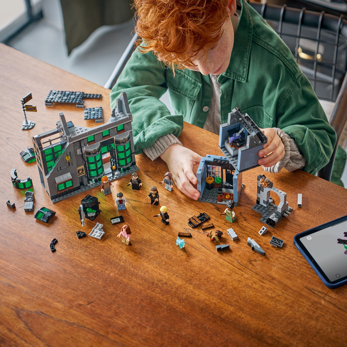 LEGO Harry Potter Zaubererläden in der Winkelgasse 76471 produkt in gebrauch