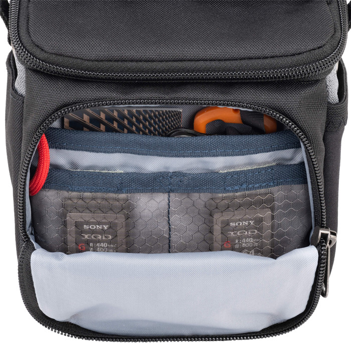 Think Tank Mirrorless Mover 10 V2 Cool Gray inside