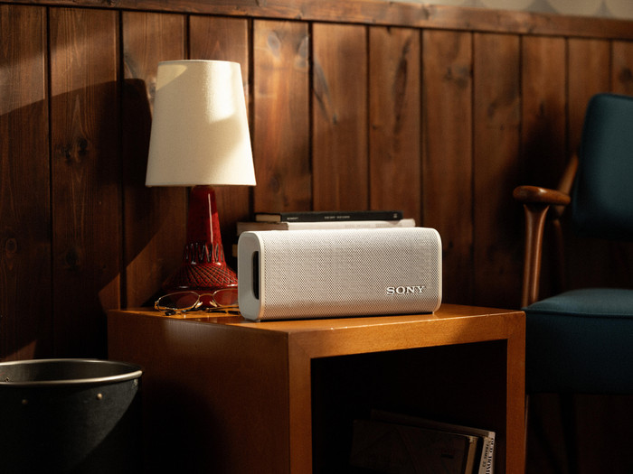 Sony ULT Field 3 White Duo Pack product in use