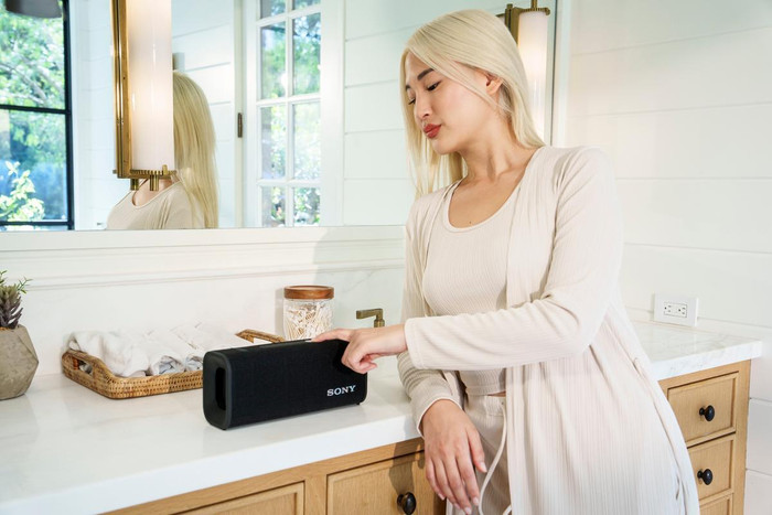 Sony ULT Field 3 Schwarz Doppelpack produkt in gebrauch