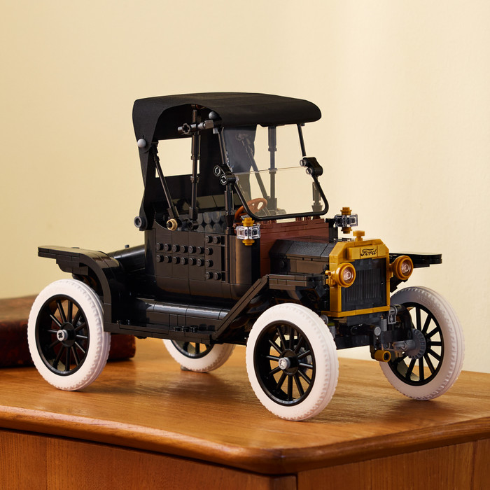 LEGO Icons Ford Model T 11376 produkt in gebrauch