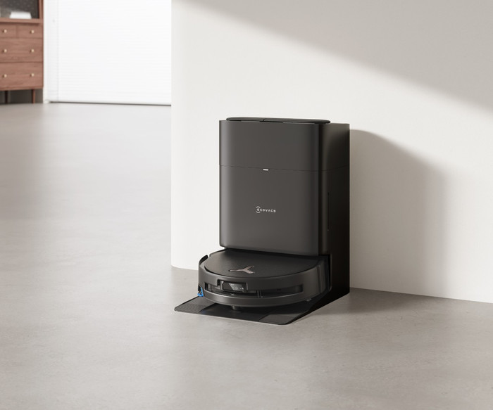 ECOVACS DEEBOT T80S OMNI product in use