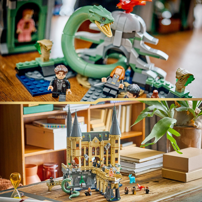 LEGO Harry Potter Schloss Hogwarts: Ostflügel 76473 produkt in gebrauch