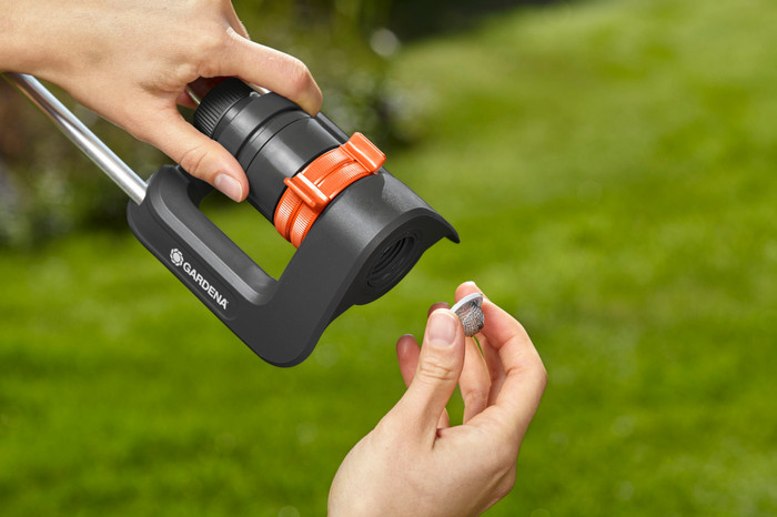 Gardena Viereckregner Aqua S produkt in gebrauch