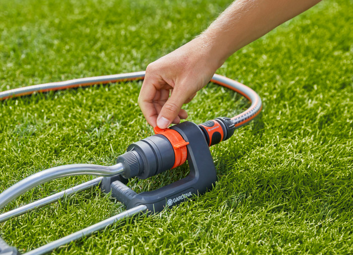 Gardena Viereckregner Aqua S produkt in gebrauch