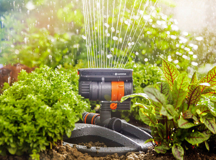 Gardena Viereckregner AquaZoom Compact produkt in gebrauch