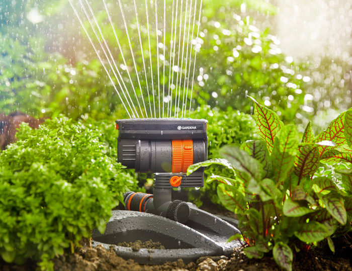 Gardena Viereckregner AquaZoom Compact produkt in gebrauch