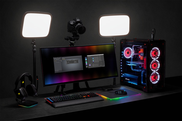 Corsair Scimitar Elite RGB Gaming-Maus produkt in gebrauch