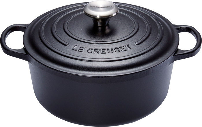 Le Creuset Signature Round Dutch Oven 24cm Matte Black Main Image