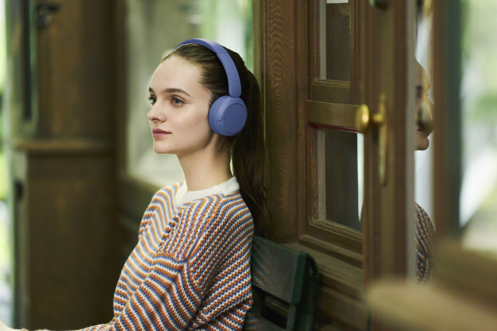 Sony WH-CH530 Cobalt Blue product in use