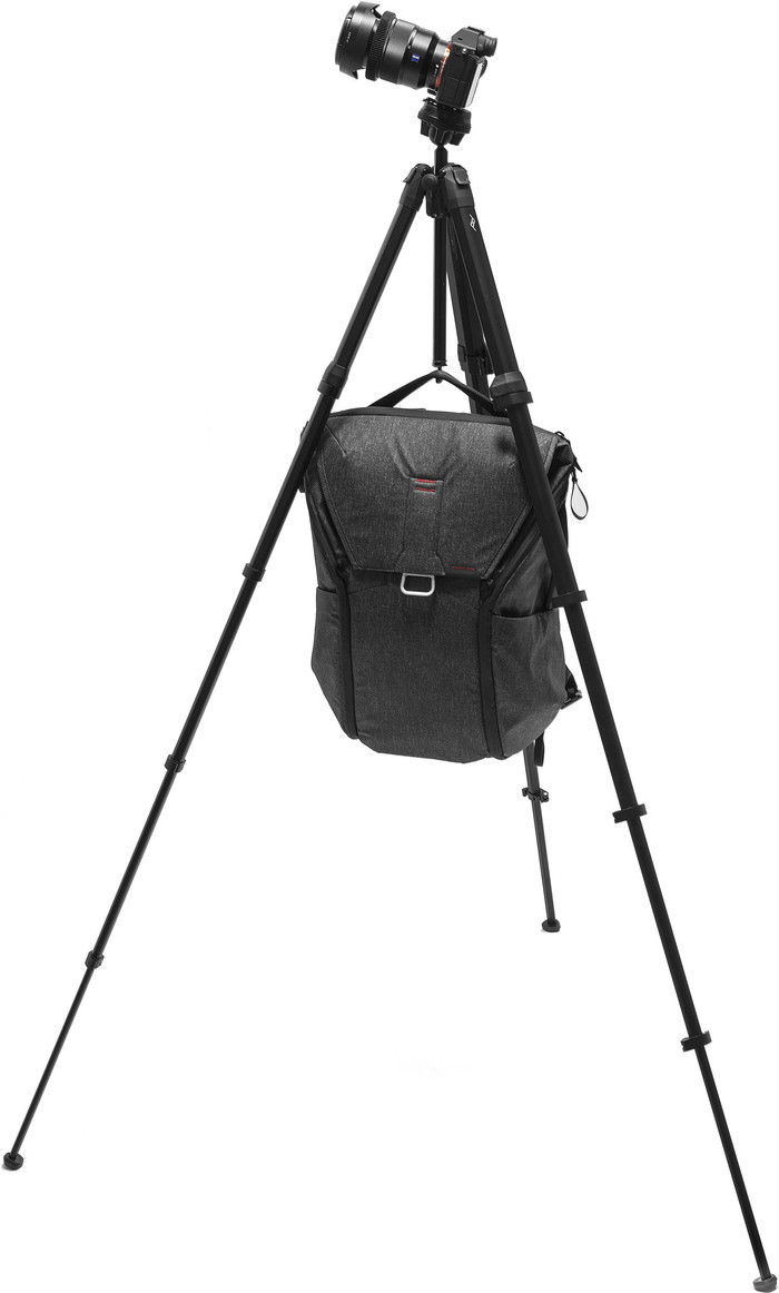 Peak Design Travel Tripod Aluminium produkt in gebrauch