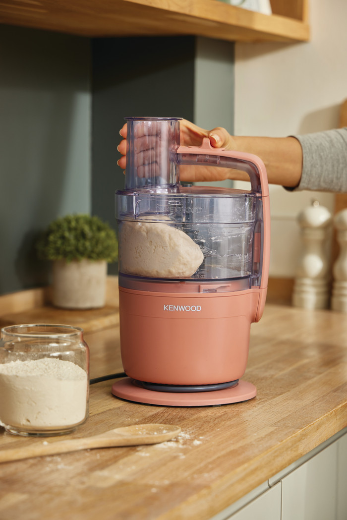 Kenwood Multipro Go FDP23.380RD Red Clay produkt in gebrauch