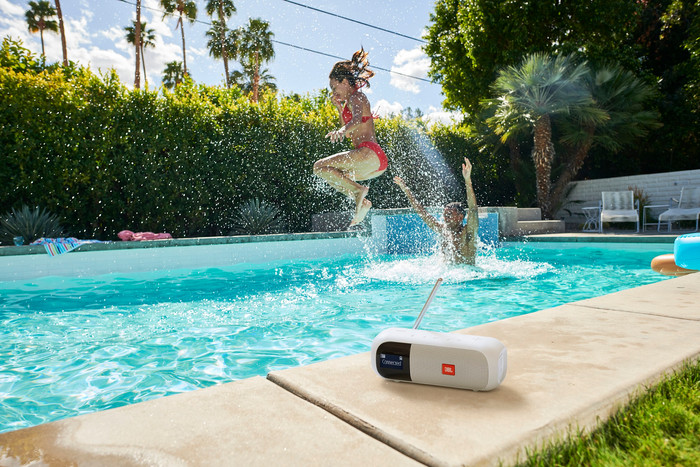 JBL Tuner 2 White product in use