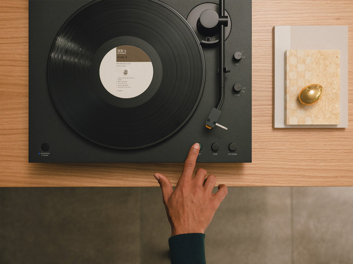 Sony PS-LX5BT Schwarz produkt in gebrauch