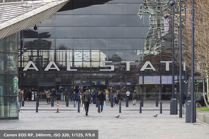 Canon RF 24-240mm f/4-6.3 IS USM null