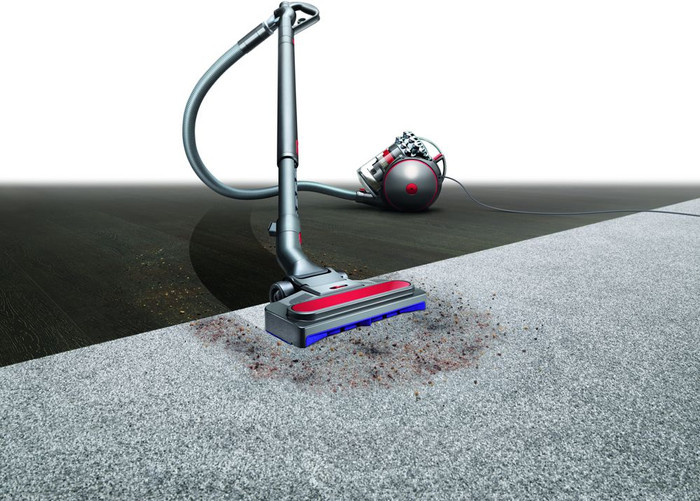 Dyson Cinetic Big Ball Absolute 2 product in use