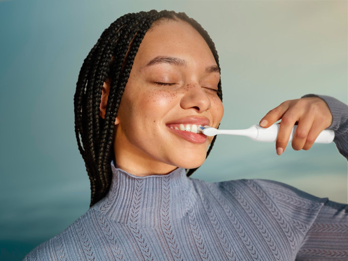 Philips Sonicare 3100 Series HX4033/21 Weiß produkt in gebrauch