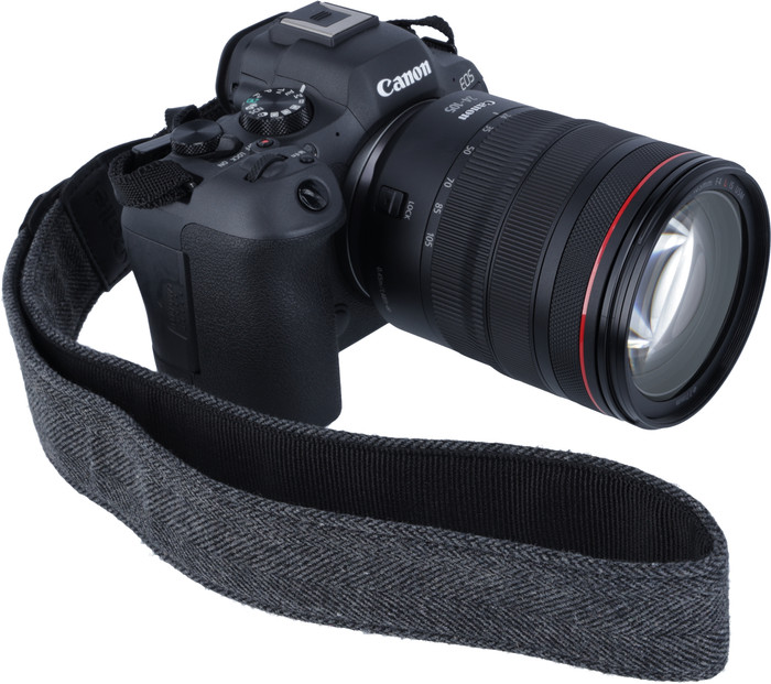 Rollei Camera Strap Black product in use