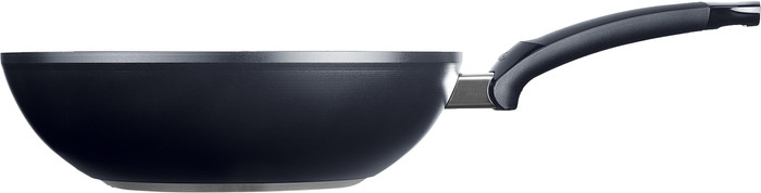 Fissler Ceratal Wok Orbit Schwarz 28 cm vorne