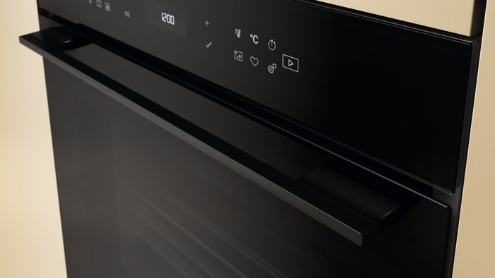Bauknecht BBI7 310C PIZZA detail