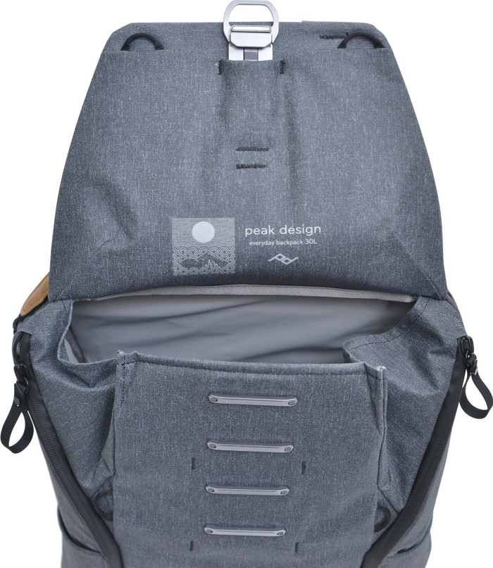 Peak Design Everyday Backpack 30 l v2 Charcoal innen
