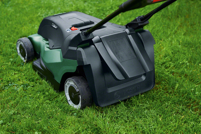 Bosch MultiMulch für Gen5 AdvancedRotak produkt in gebrauch