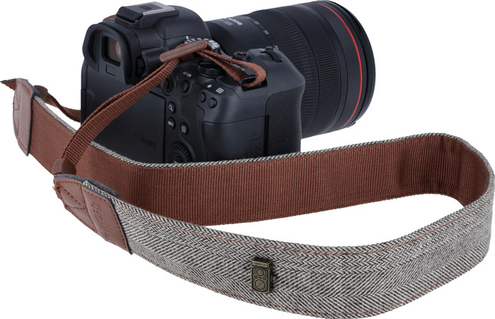 Rollei Camera Strap Brown product in use