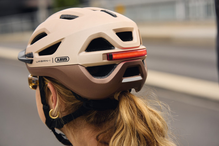 ABUS Urban-I 4.0 ACE Gold M product in use