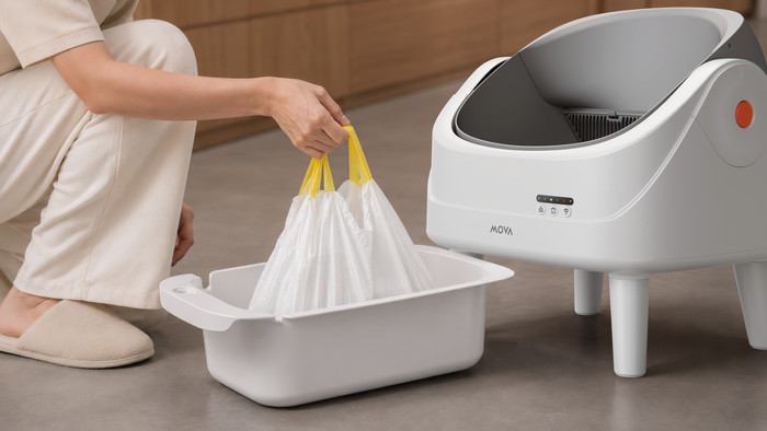 Mova Automatic Cat Litter Box LB10 Air White product in use