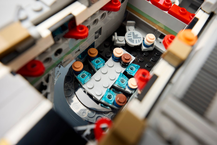 LEGO Marvel S.H.I.E.L.D. Helicarrier 76354 visual supplier