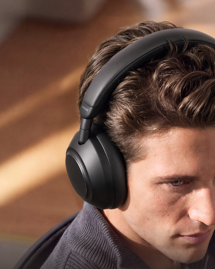 Anker Soundcore Space 2 Pro Black product in use