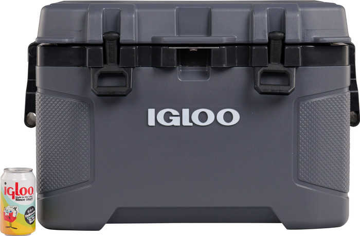 Igloo Trailmate 50QT Carbonite Cooler product in use