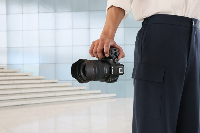 Canon RF 20-50mm f/4L IS USM PZ produkt in gebrauch