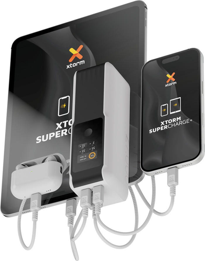 Xtorm NextGen 140 W Powerbank 27.000 mAh Weiß produkt in gebrauch