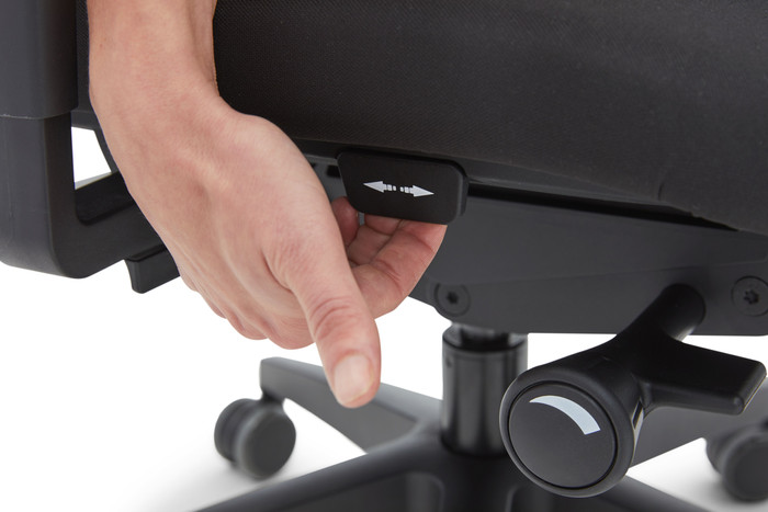 Gispen Zinn Smart NPR Desk Chair product in use