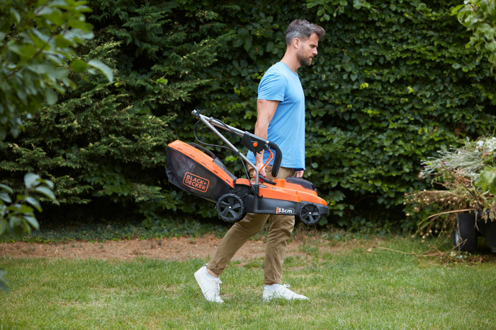 BLACK+DECKER BCMW33184L2 produkt in gebrauch