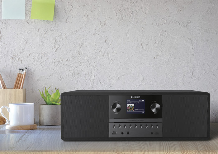 Philips TAM6805 product in use