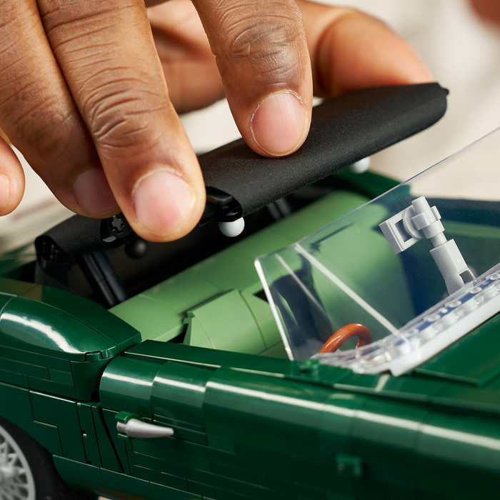 LEGO Icons Jaguar E-Type 11381 product in use