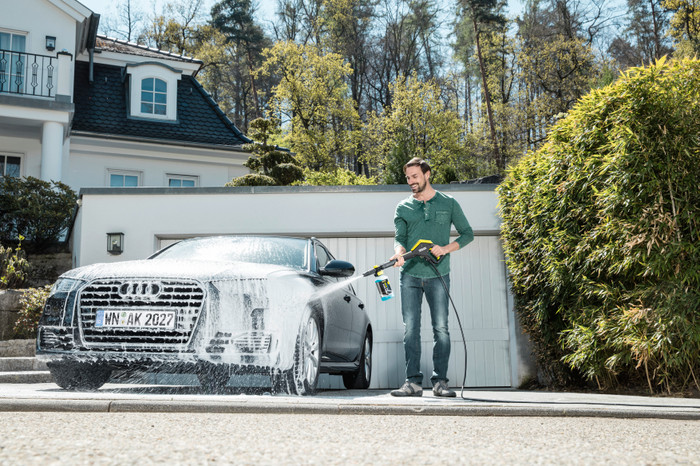 Kärcher K7 Premium Smart Control Flex Home product in use