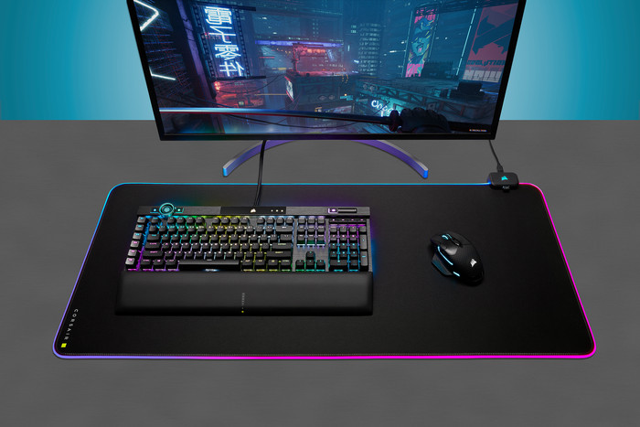 Corsair MM700 RGB Gaming Mouse Pad Extended XL null