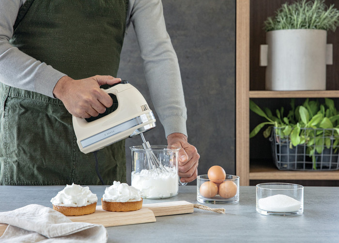 KitchenAid 5KHM9212EAC Crème produkt in gebrauch