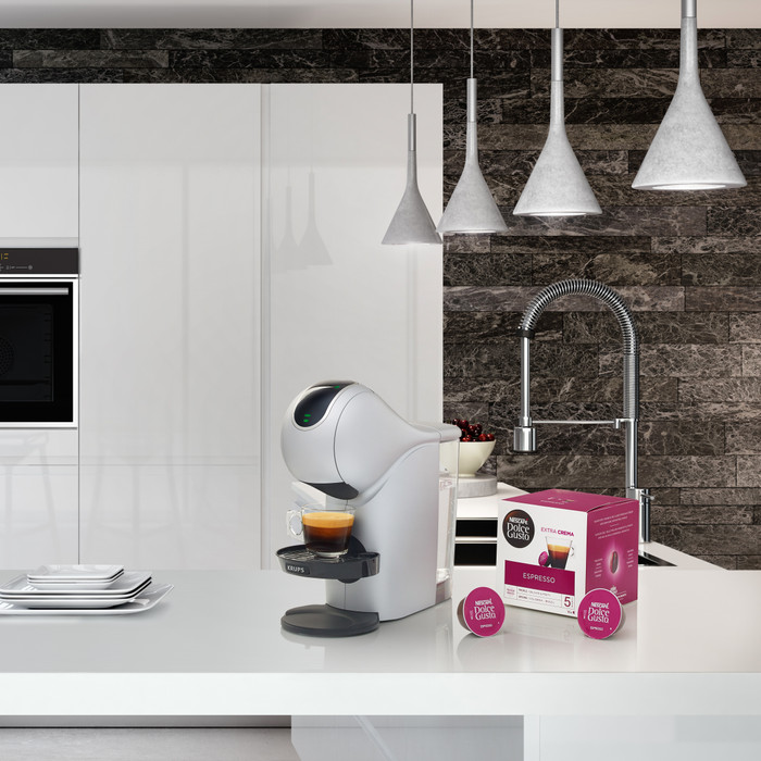 Krups Dolce Gusto Genio S Touch Silver YY6005FD produkt in gebrauch