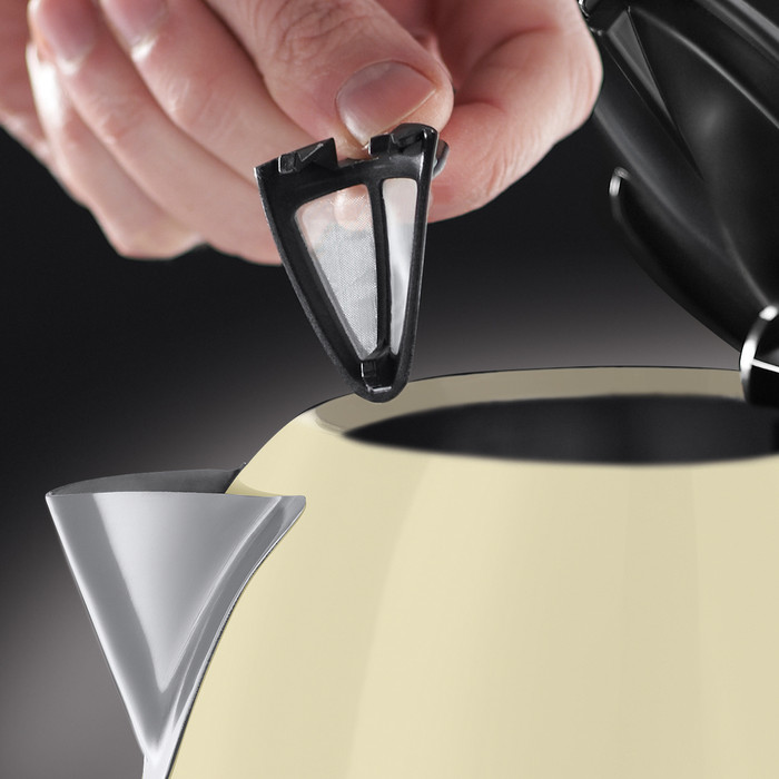 Russell Hobbs Colors Plus+ Classic Cream null