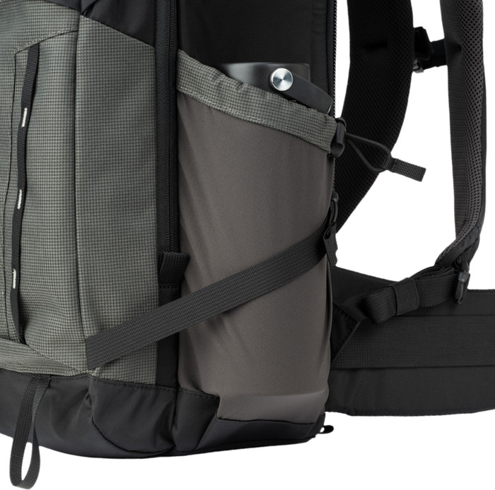 Think Tank BackLight 26L Slate Black detail