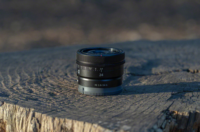 Sony FE 24 mm f/2.8 G null