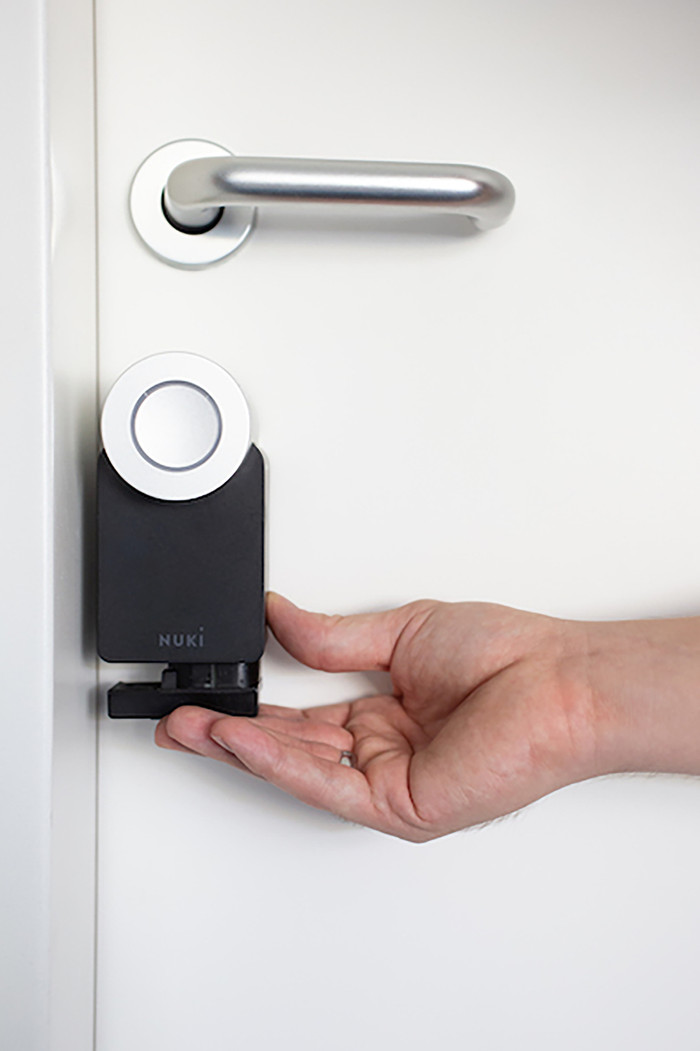 Nuki Power Pack produkt in gebrauch