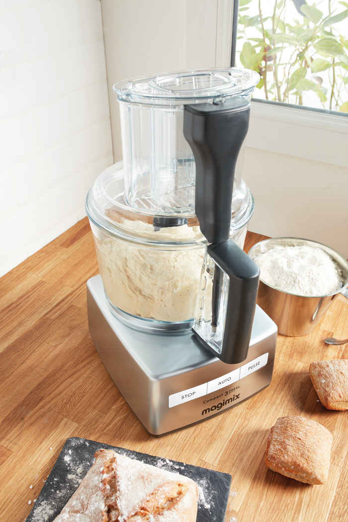 Magimix CS 3200 XL Matt Chrom produkt in gebrauch