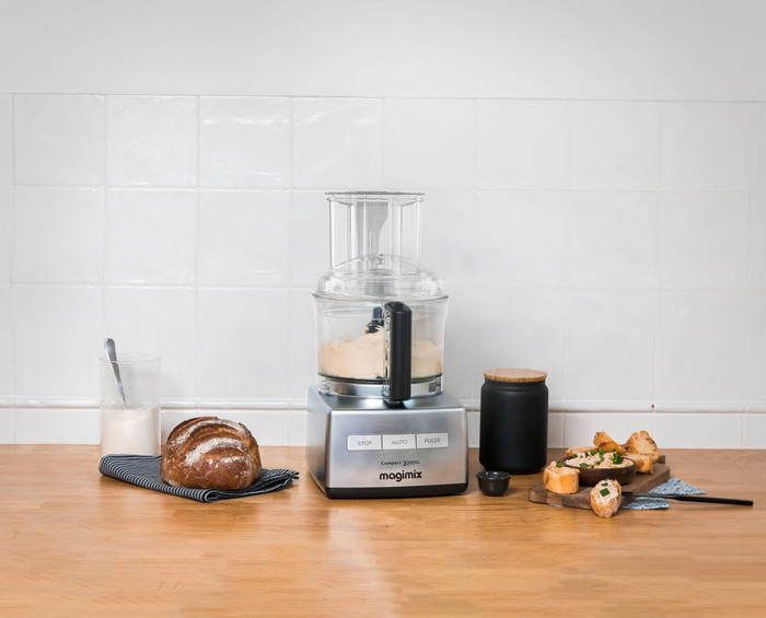 Magimix CS 3200 XL Matt Chrom produkt in gebrauch