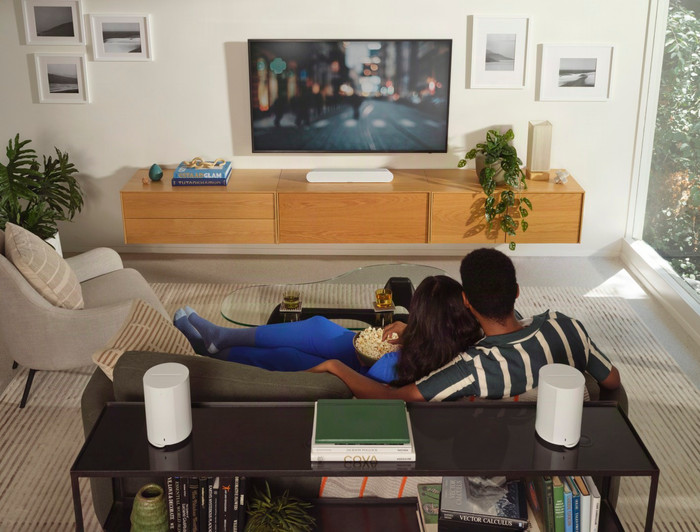 Sonos Era 100 SL Weiß produkt in gebrauch